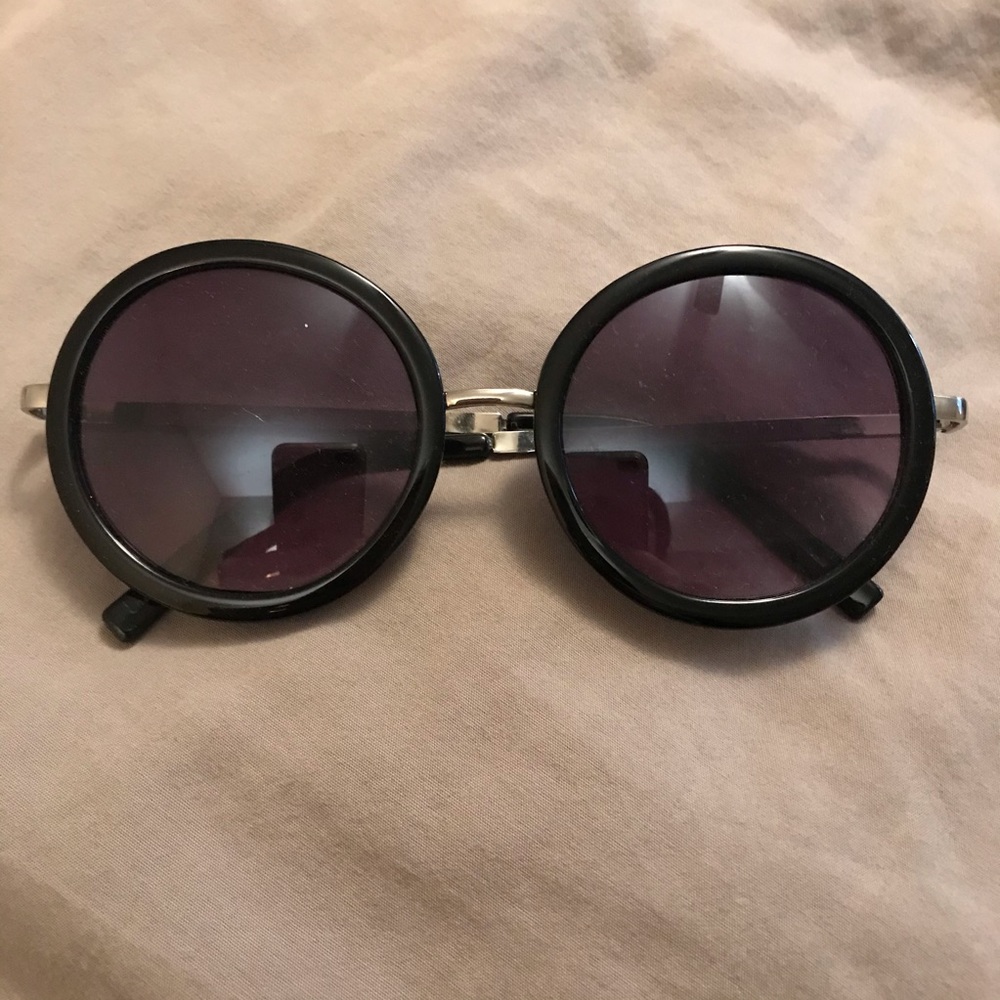 French Connection round sunglasses